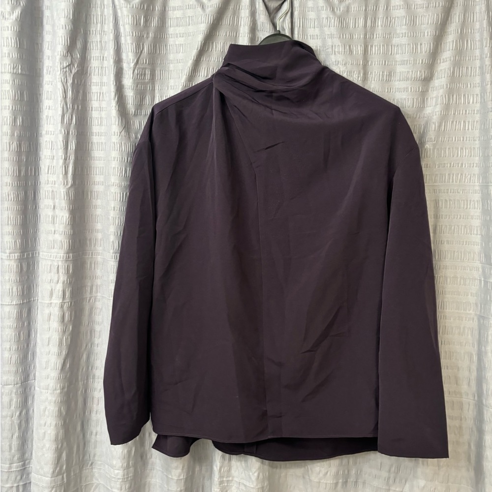 H HALSTON—dark purple, light fabric, size M
